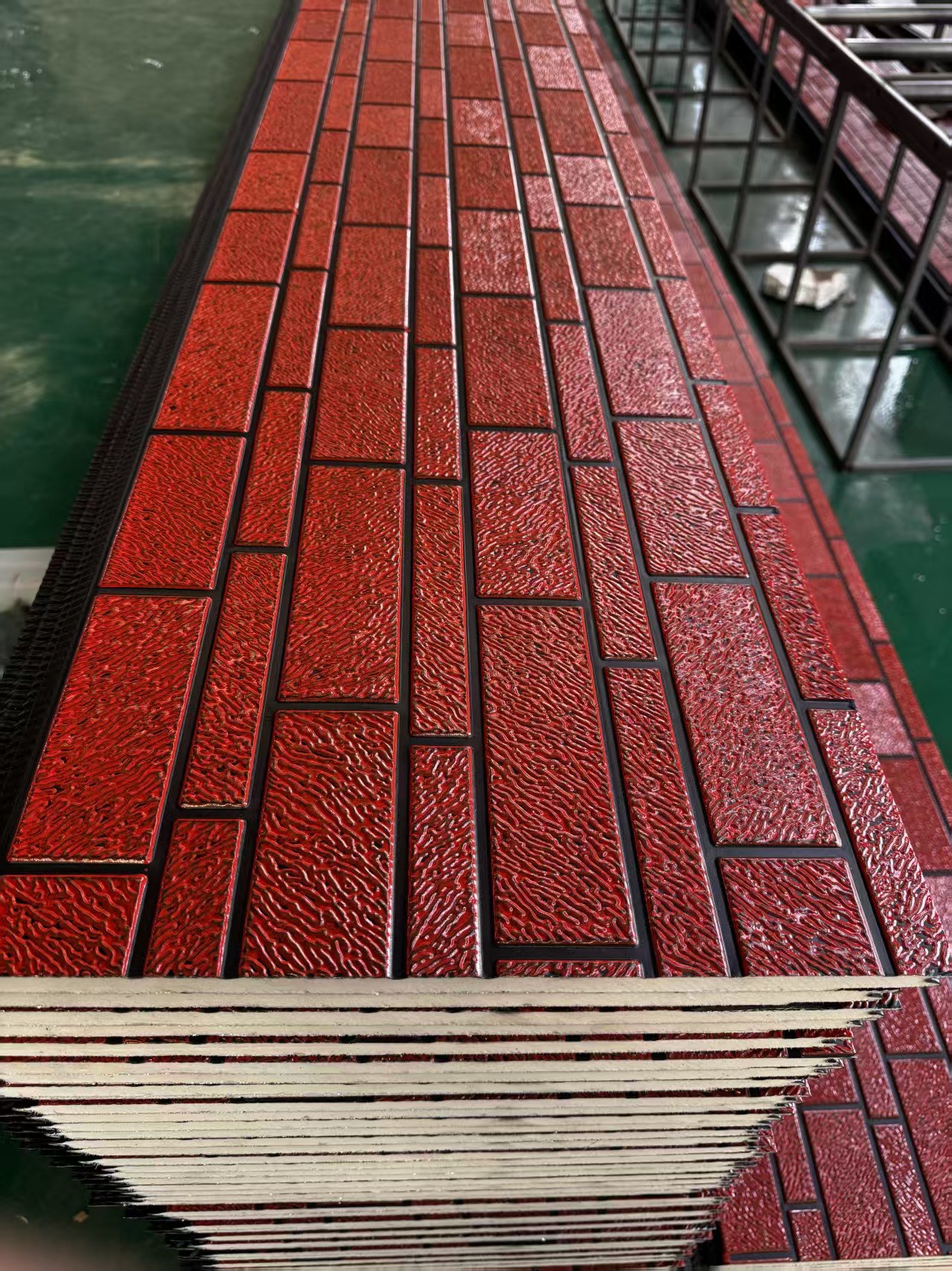Brick pattern insulated metal wall panel